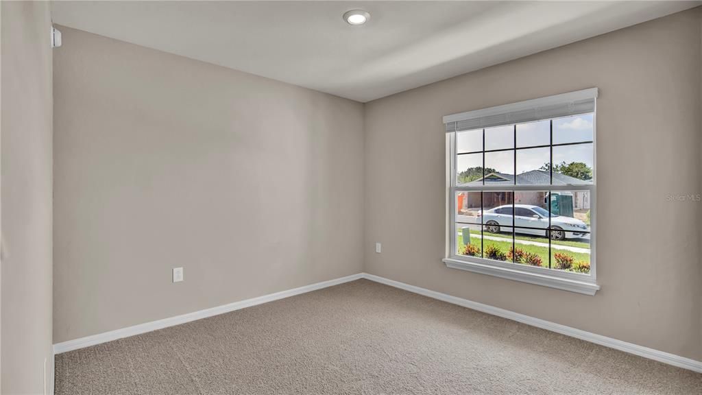 For Rent: $2,300 (4 beds, 2 baths, 1855 Square Feet)