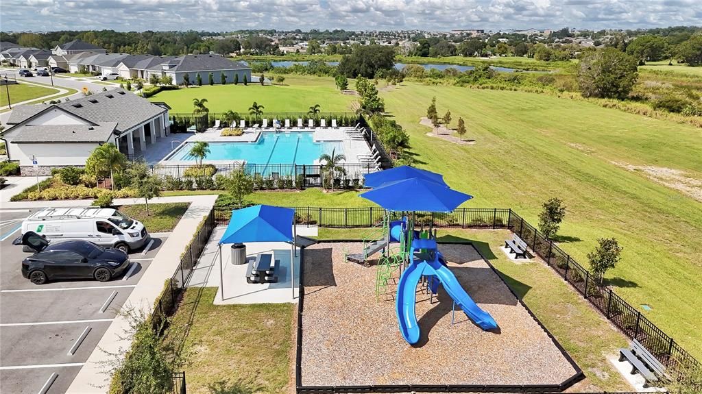 For Rent: $2,300 (4 beds, 2 baths, 1855 Square Feet)