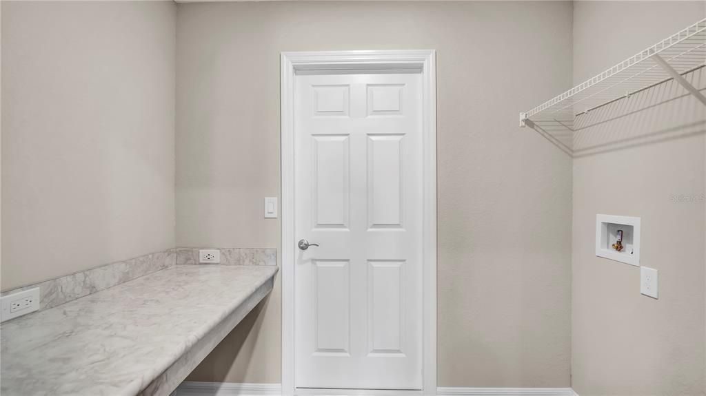 For Rent: $2,300 (4 beds, 2 baths, 1855 Square Feet)