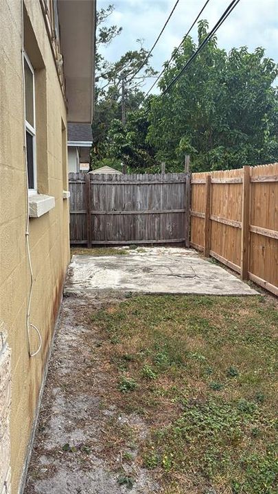 For Rent: $1,600 (2 beds, 1 baths, 770 Square Feet)