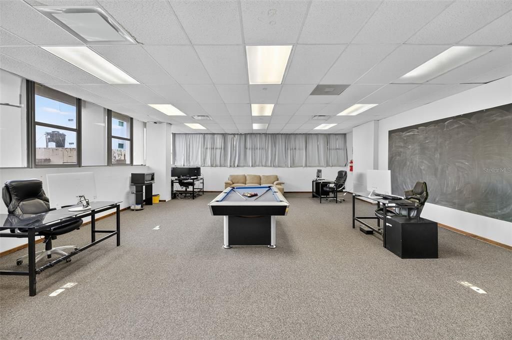 待售: $279,000 (0 贝兹, 0 浴室, 0 平方英尺)