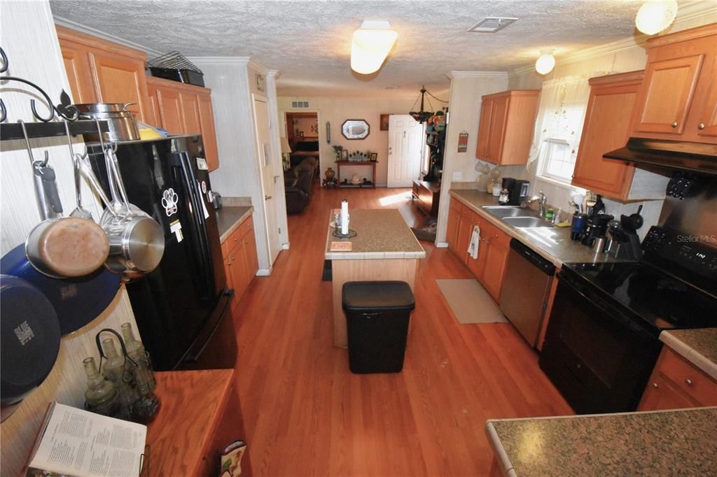 На продажу: $284,900 (3 спален, 2 ванн, 1782 Квадратных фут)