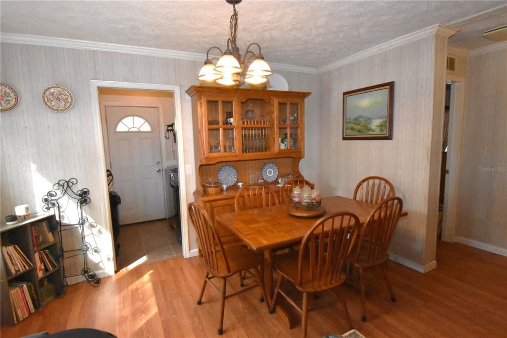 На продажу: $284,900 (3 спален, 2 ванн, 1782 Квадратных фут)