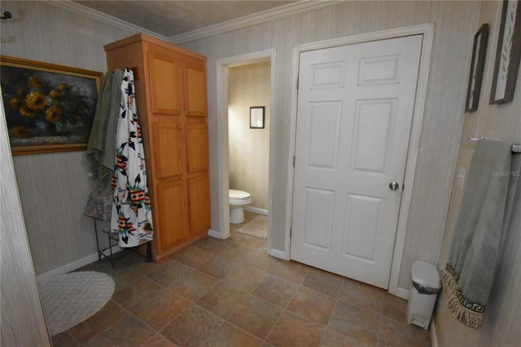 На продажу: $284,900 (3 спален, 2 ванн, 1782 Квадратных фут)