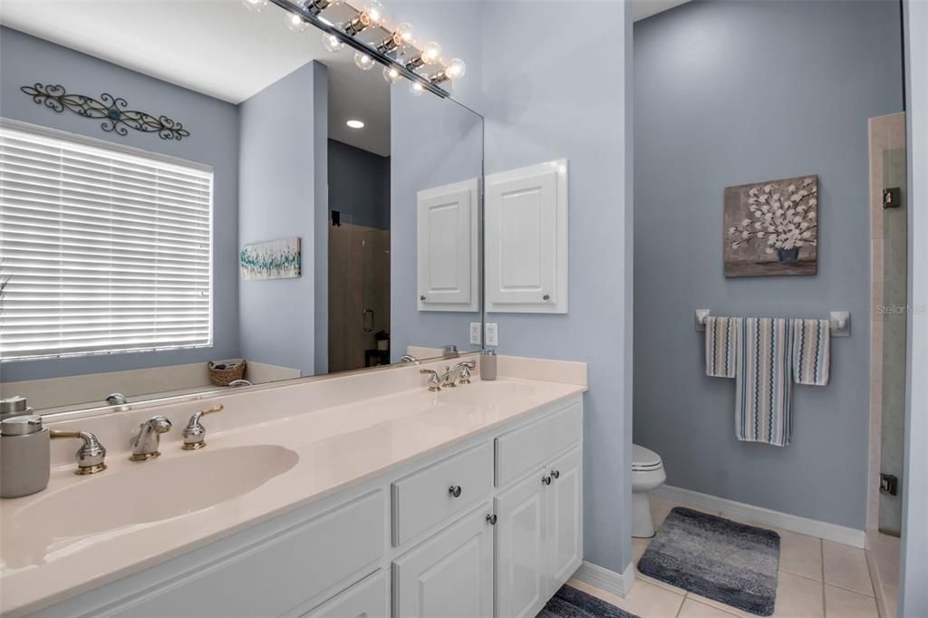 合同活跃: $489,000 (3 贝兹, 2 浴室, 1657 平方英尺)