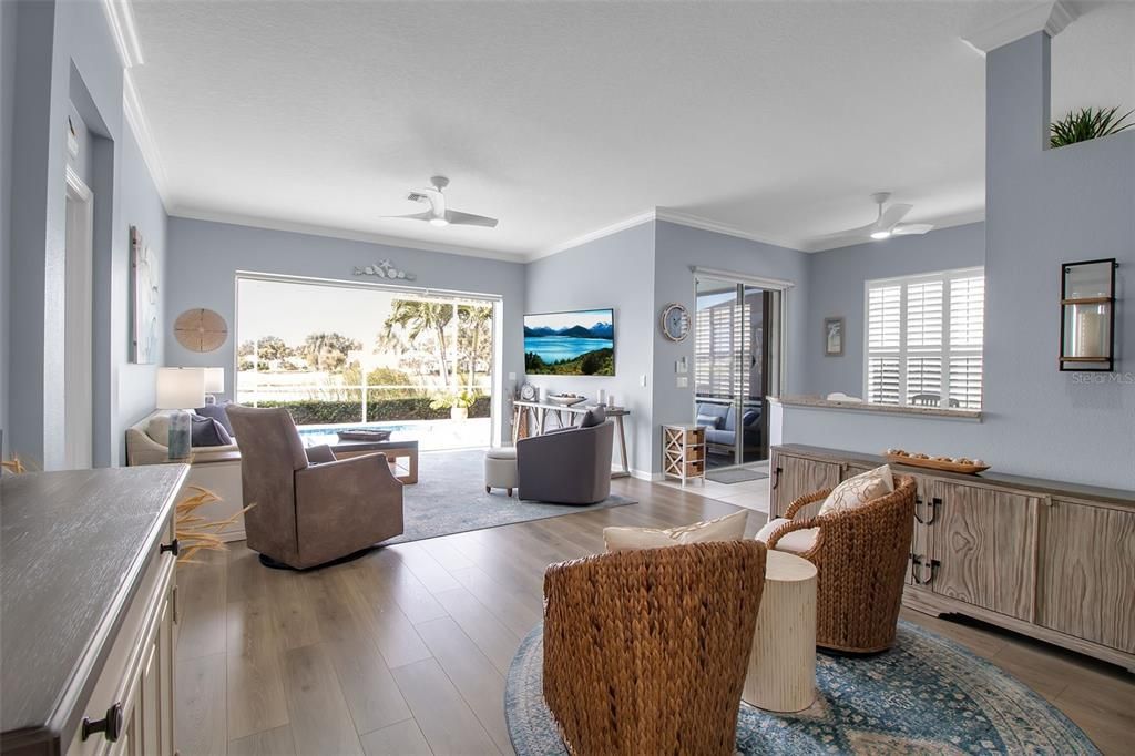 合同活跃: $489,000 (3 贝兹, 2 浴室, 1657 平方英尺)