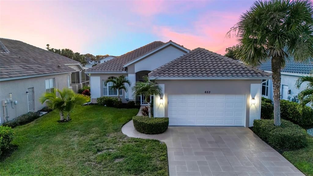 合同活跃: $489,000 (3 贝兹, 2 浴室, 1657 平方英尺)