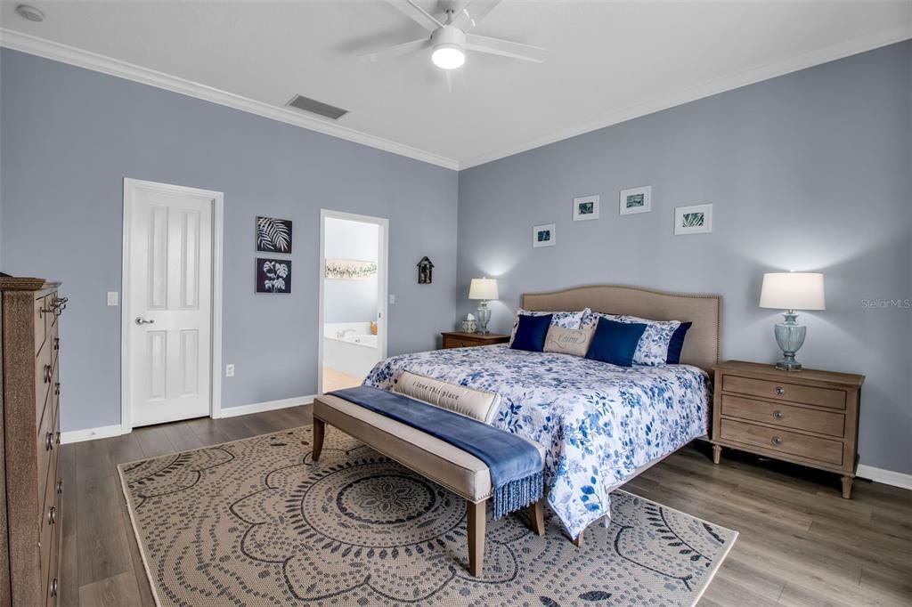 合同活跃: $489,000 (3 贝兹, 2 浴室, 1657 平方英尺)