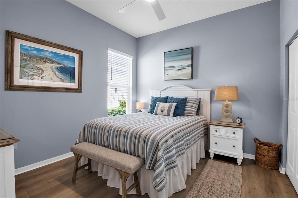 合同活跃: $489,000 (3 贝兹, 2 浴室, 1657 平方英尺)