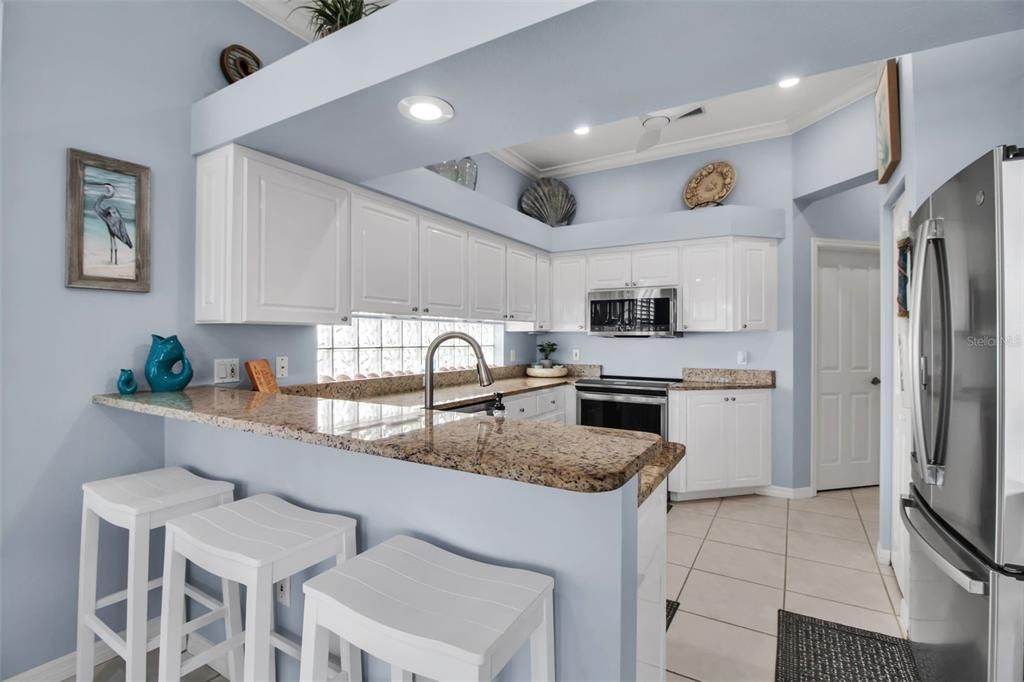 合同活跃: $489,000 (3 贝兹, 2 浴室, 1657 平方英尺)