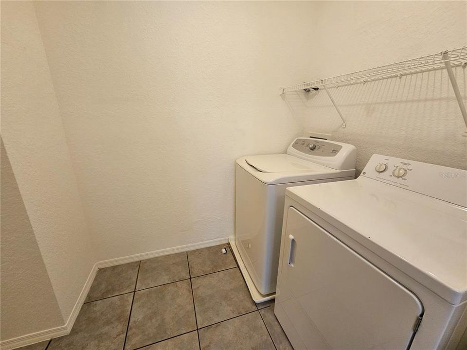 В аренду: $2,180 (3 спален, 2 ванн, 1764 Квадратных фут)