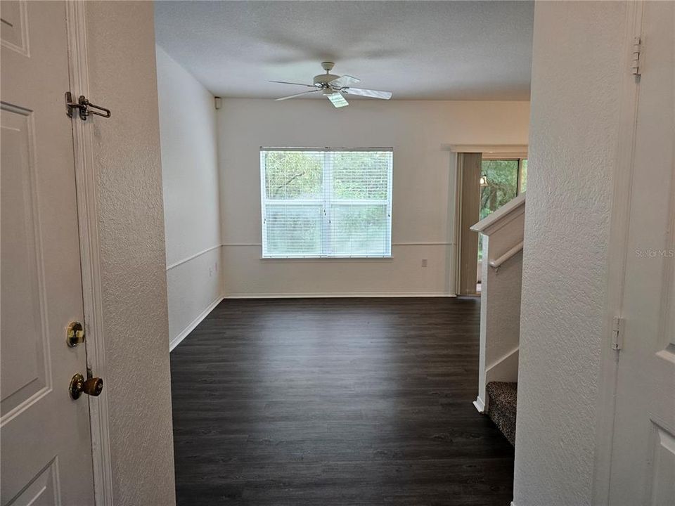 В аренду: $2,180 (3 спален, 2 ванн, 1764 Квадратных фут)