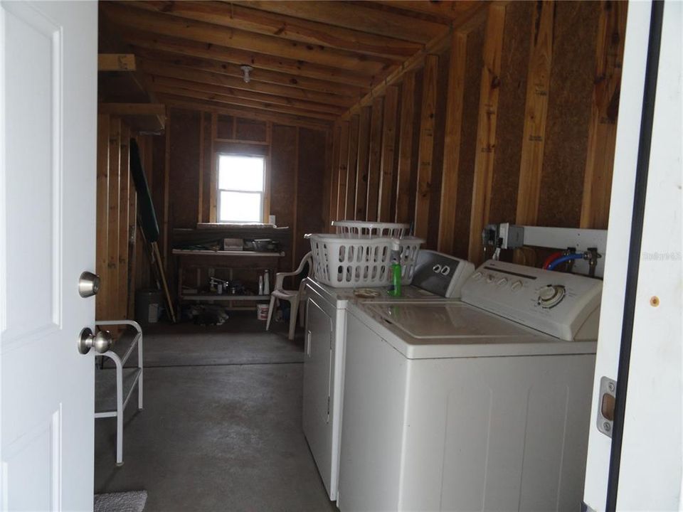 На продажу: $169,900 (2 спален, 2 ванн, 1476 Квадратных фут)