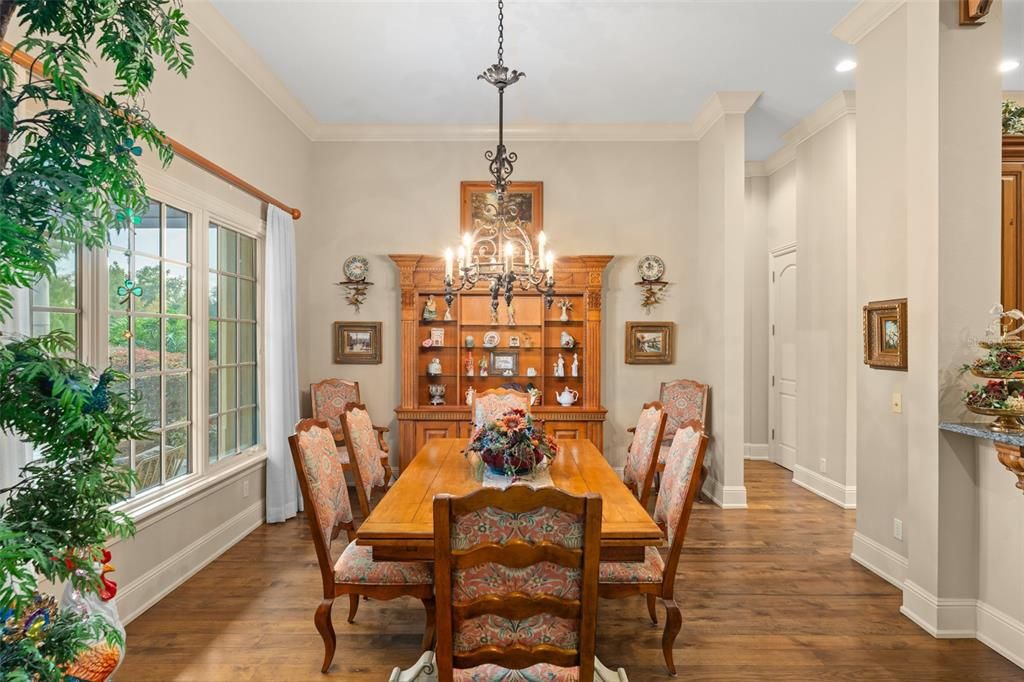 For Sale: $3,250,000 (3 beds, 3 baths, 4089 Square Feet)