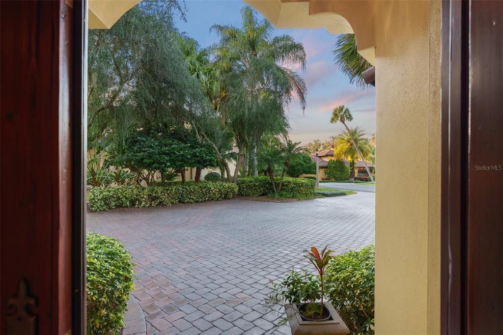 For Sale: $3,250,000 (3 beds, 3 baths, 4089 Square Feet)