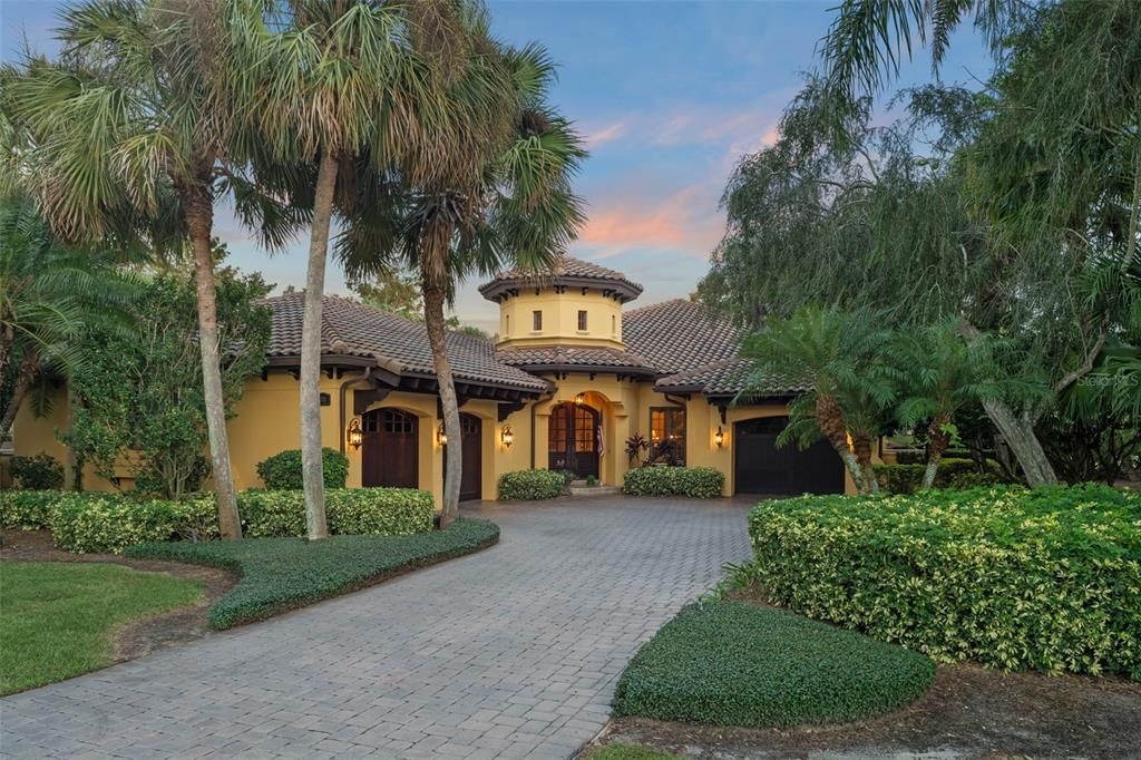 For Sale: $3,250,000 (3 beds, 3 baths, 4089 Square Feet)