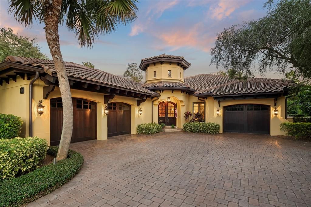 For Sale: $3,250,000 (3 beds, 3 baths, 4089 Square Feet)