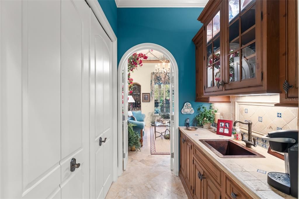 For Sale: $3,250,000 (3 beds, 3 baths, 4089 Square Feet)