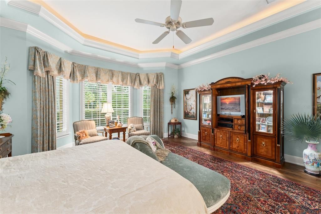 For Sale: $3,250,000 (3 beds, 3 baths, 4089 Square Feet)