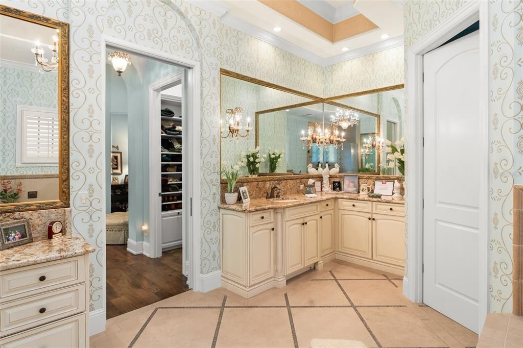 For Sale: $3,250,000 (3 beds, 3 baths, 4089 Square Feet)