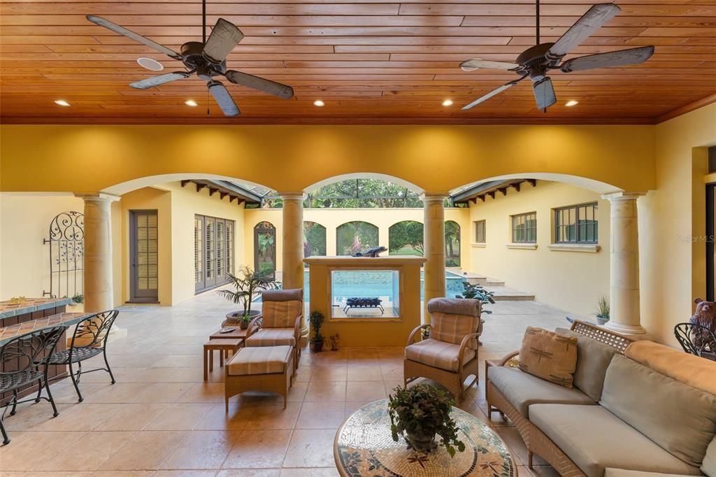 For Sale: $3,250,000 (3 beds, 3 baths, 4089 Square Feet)