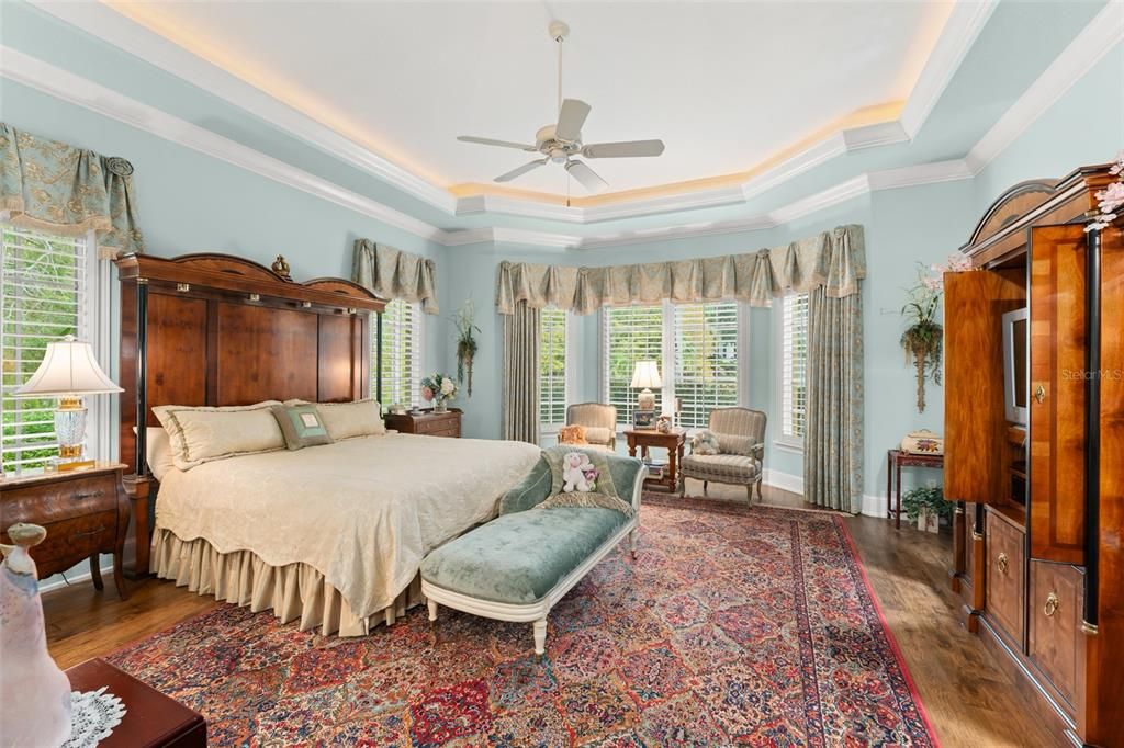 For Sale: $3,250,000 (3 beds, 3 baths, 4089 Square Feet)