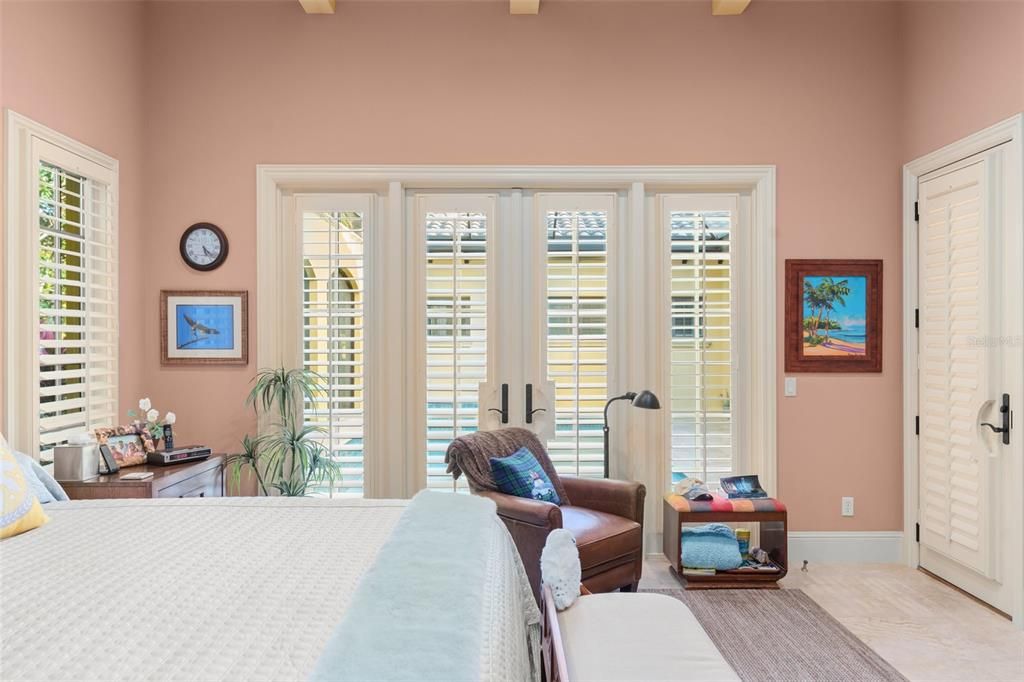 For Sale: $3,250,000 (3 beds, 3 baths, 4089 Square Feet)