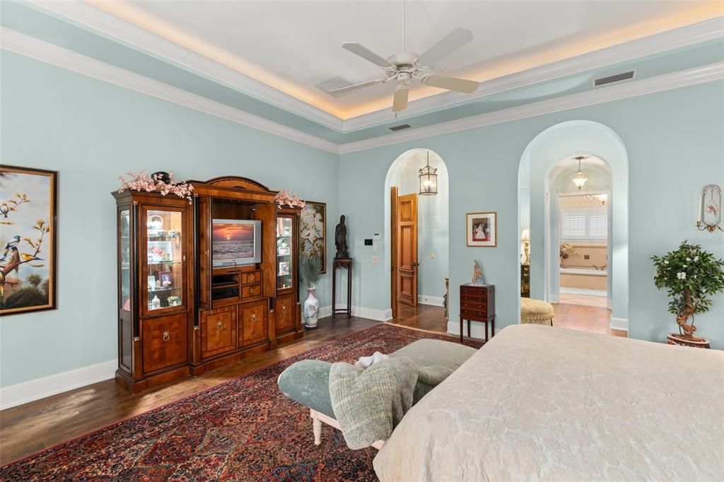 For Sale: $3,250,000 (3 beds, 3 baths, 4089 Square Feet)