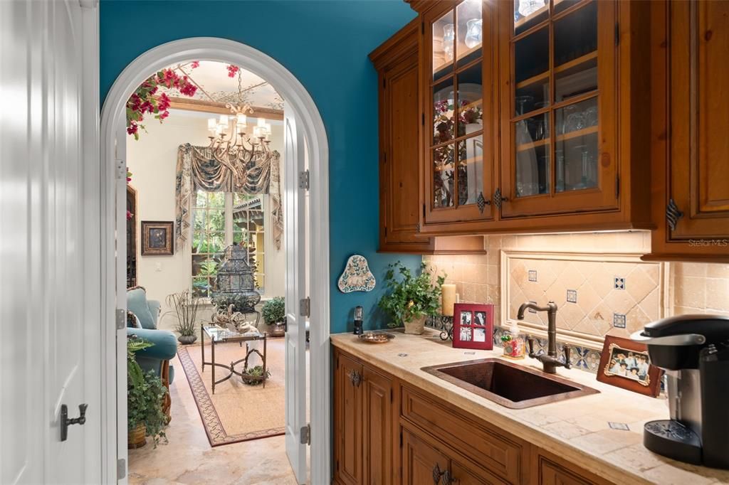 For Sale: $3,250,000 (3 beds, 3 baths, 4089 Square Feet)