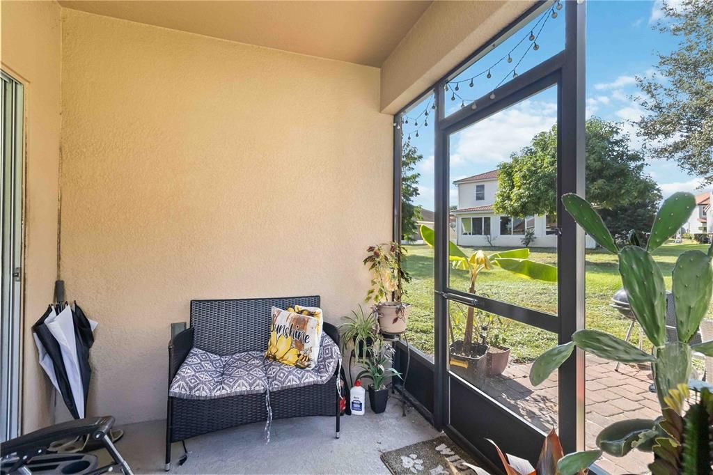 En Venta: $395,000 (4 camas, 2 baños, 1828 Pies cuadrados)