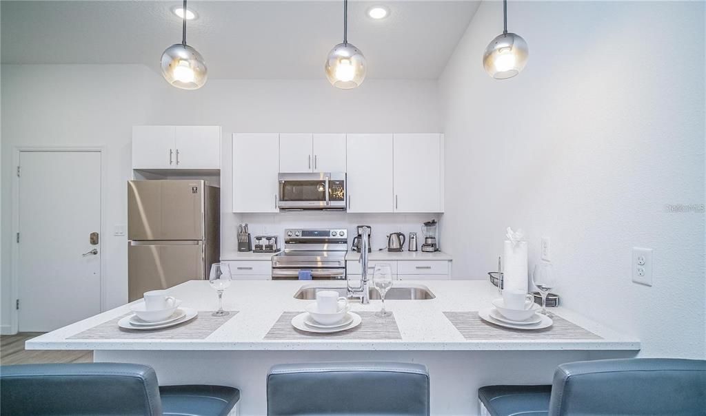 En Renta: $2,900 (5 camas, 4 baños, 2020 Pies cuadrados)