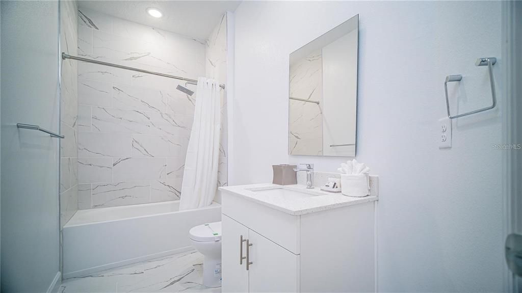 En Renta: $2,900 (5 camas, 4 baños, 2020 Pies cuadrados)