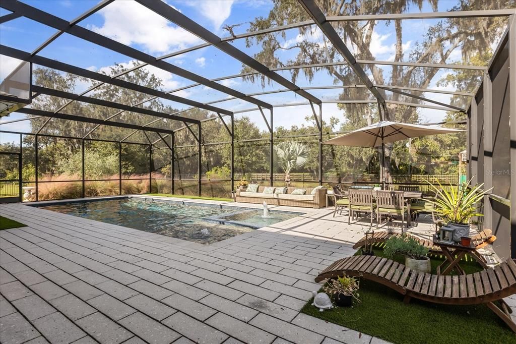 For Sale: $950,000 (5 beds, 4 baths, 4049 Square Feet)