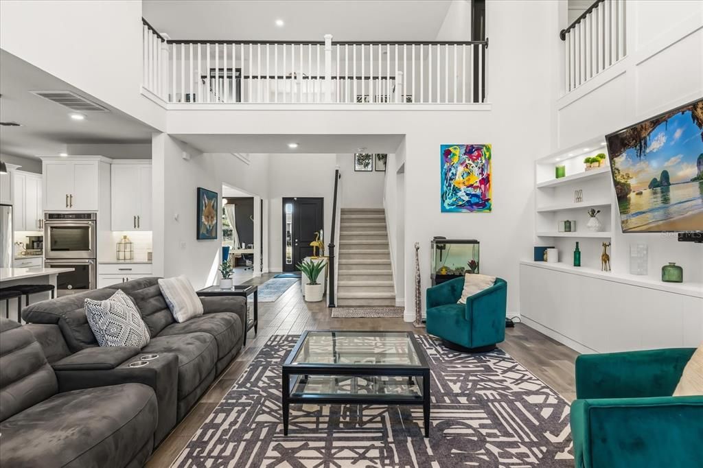 For Sale: $950,000 (5 beds, 4 baths, 4049 Square Feet)