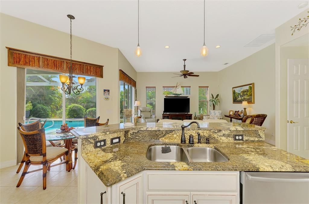 For Sale: $514,900 (3 beds, 2 baths, 2132 Square Feet)