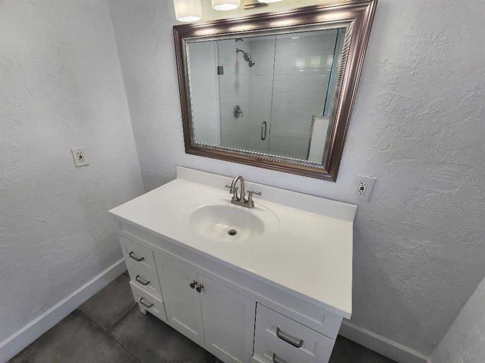 For Rent: $2,900 (3 beds, 2 baths, 1607 Square Feet)