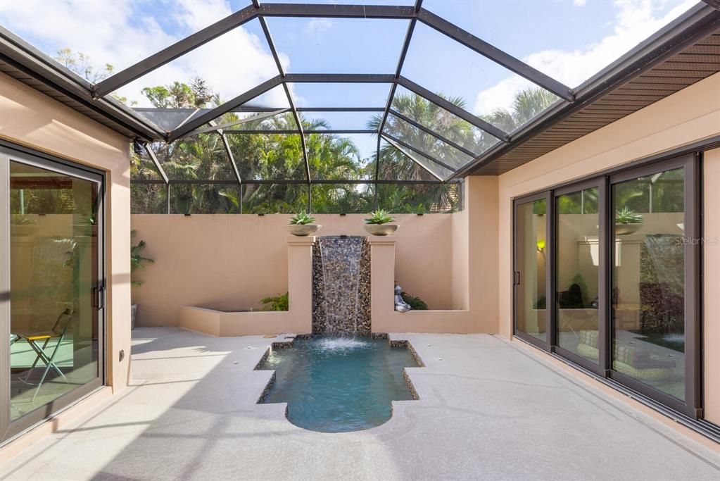 For Sale: $2,595,000 (4 beds, 3 baths, 3953 Square Feet)