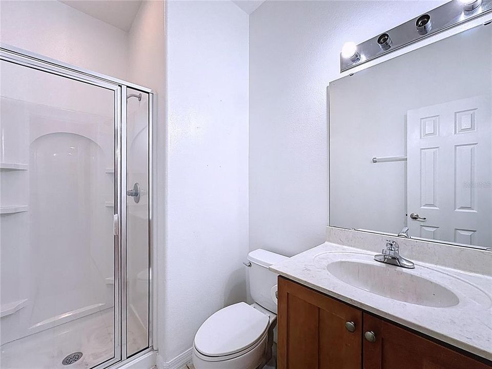 Под контрактом: $430,000 (3 спален, 3 ванн, 3085 Квадратных фут)