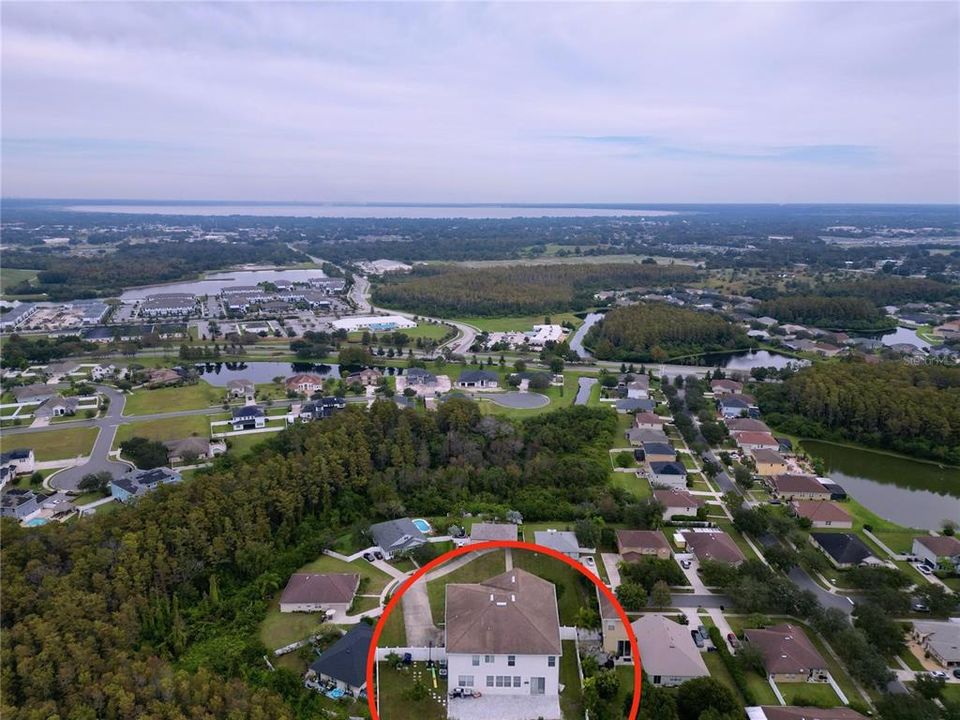 Под контрактом: $430,000 (3 спален, 3 ванн, 3085 Квадратных фут)