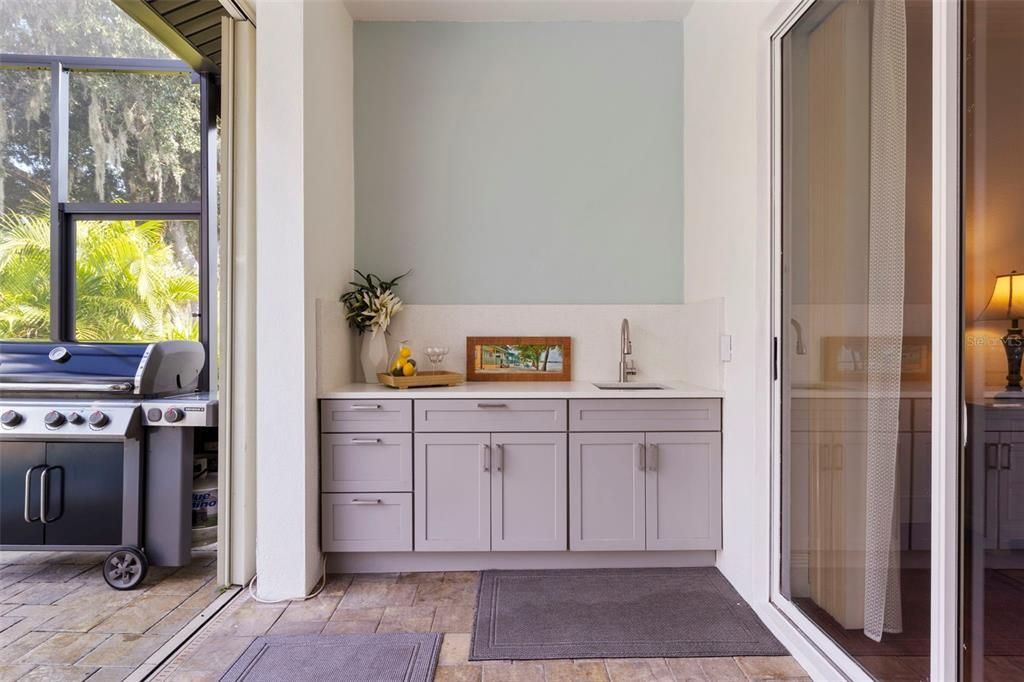 For Sale: $860,000 (4 beds, 3 baths, 3640 Square Feet)