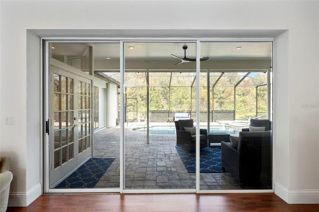 For Sale: $860,000 (4 beds, 3 baths, 3640 Square Feet)