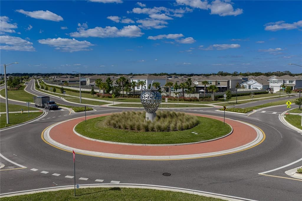 For Sale: $430,000 (6 beds, 3 baths, 2634 Square Feet)