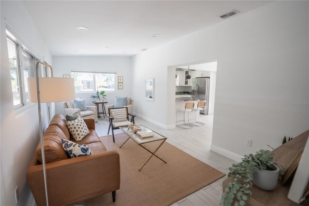 Activo con contrato: $564,999 (3 camas, 2 baños, 1693 Pies cuadrados)