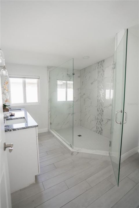 Activo con contrato: $564,999 (3 camas, 2 baños, 1693 Pies cuadrados)