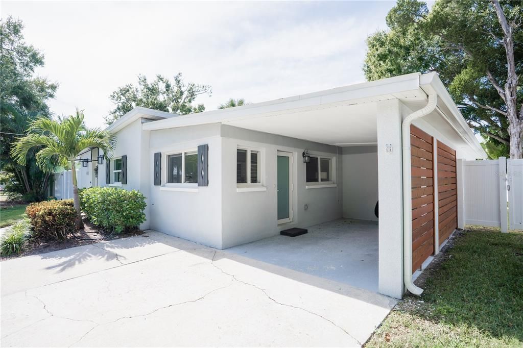 Activo con contrato: $564,999 (3 camas, 2 baños, 1693 Pies cuadrados)