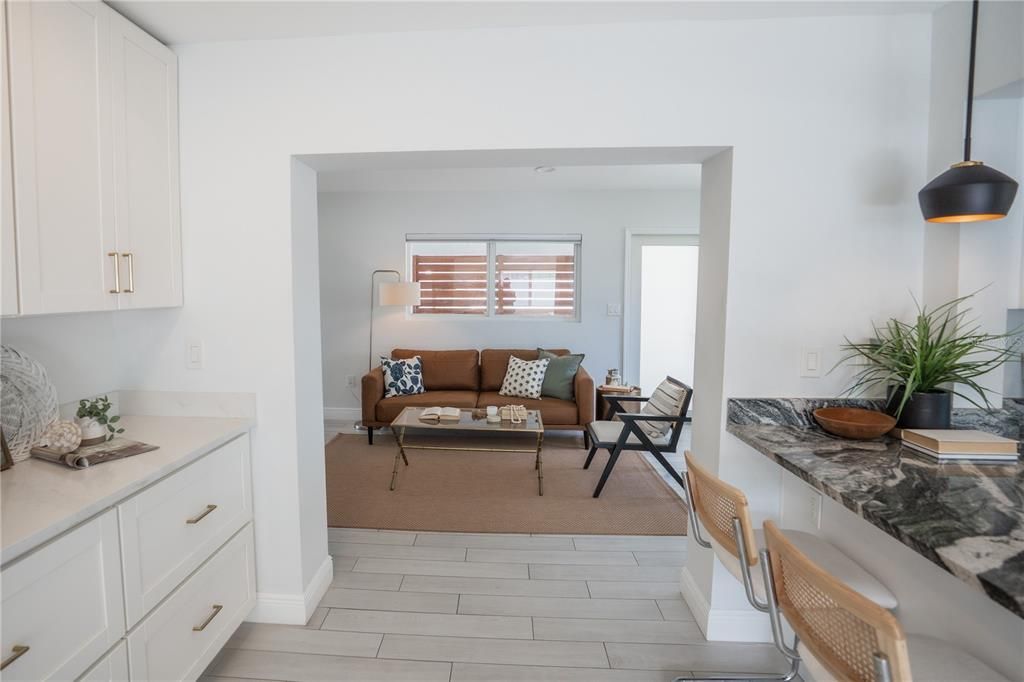 Activo con contrato: $564,999 (3 camas, 2 baños, 1693 Pies cuadrados)