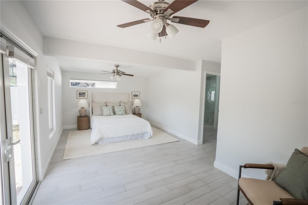 Activo con contrato: $564,999 (3 camas, 2 baños, 1693 Pies cuadrados)