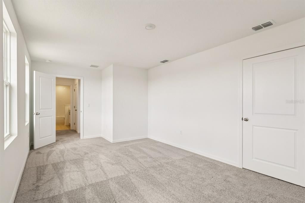 For Sale: $529,990 (4 beds, 3 baths, 2791 Square Feet)