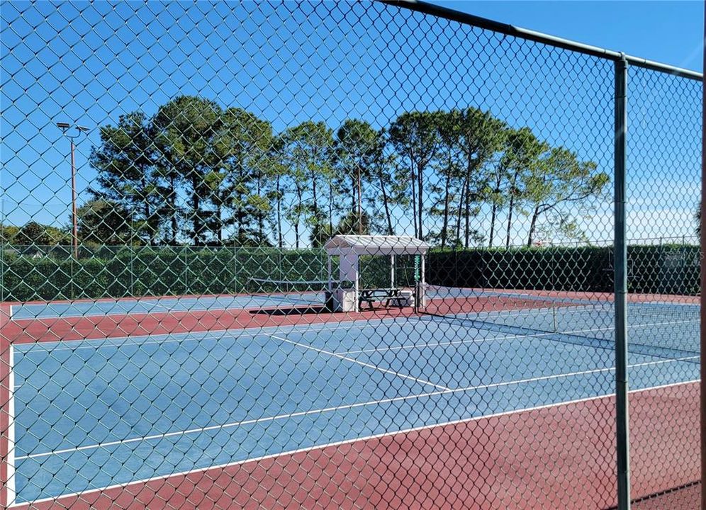 For Sale: $220,000 (3 beds, 2 baths, 1524 Square Feet)