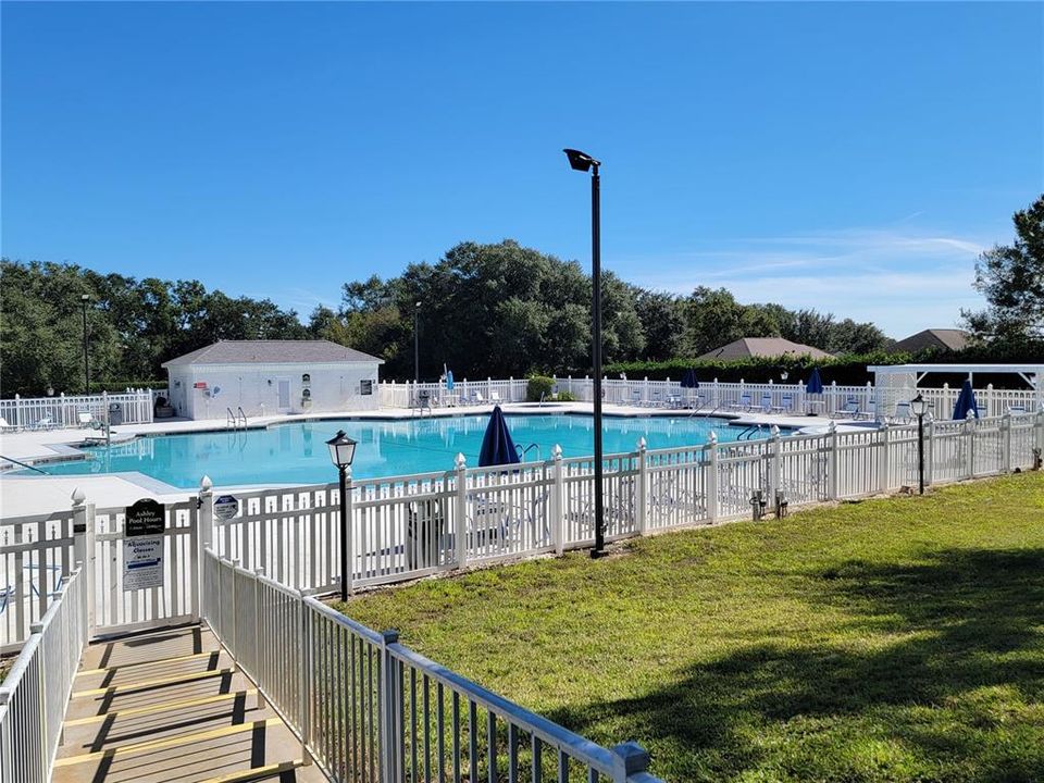 For Sale: $220,000 (3 beds, 2 baths, 1524 Square Feet)